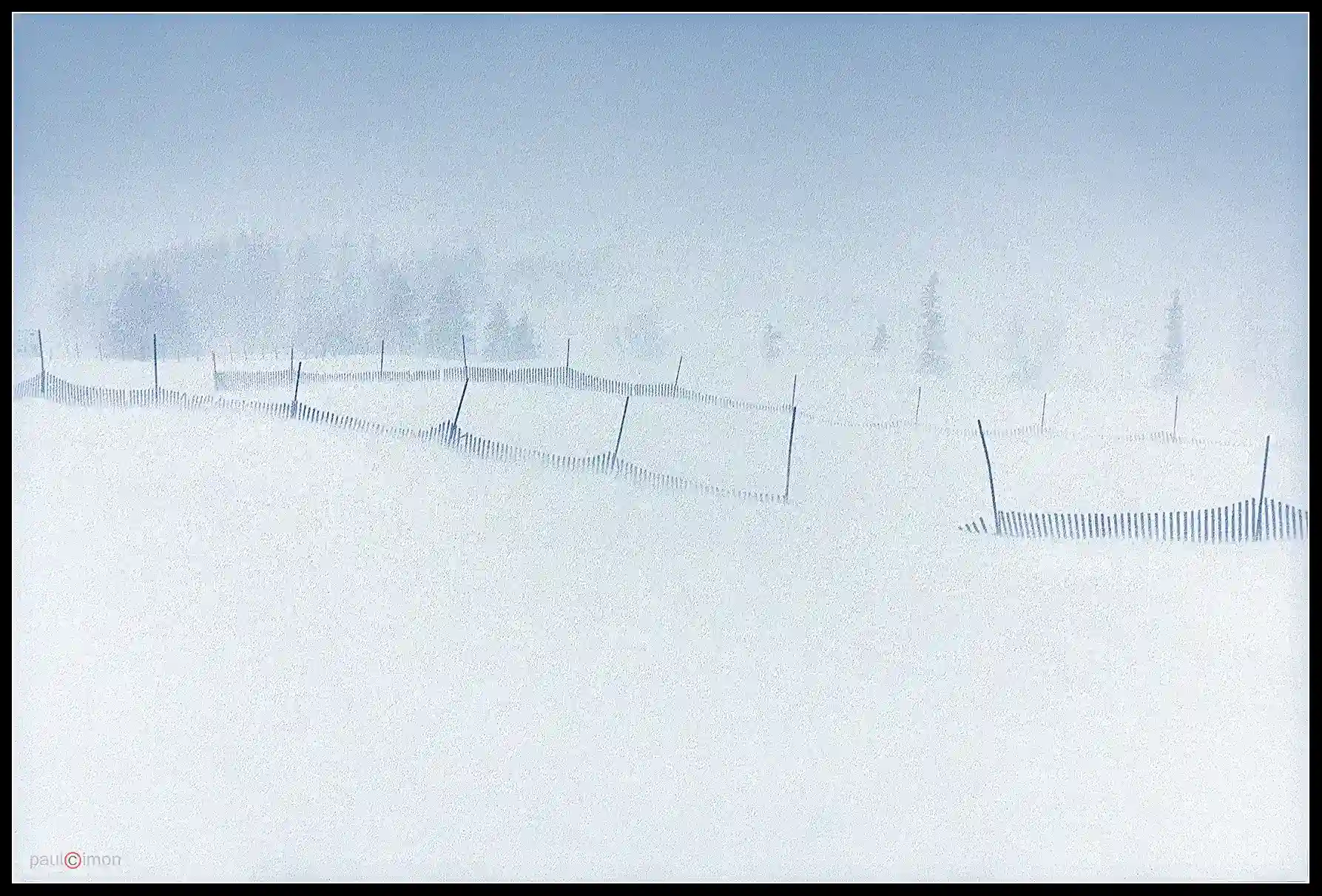 83623 paysage d'hiver avec poudrerie